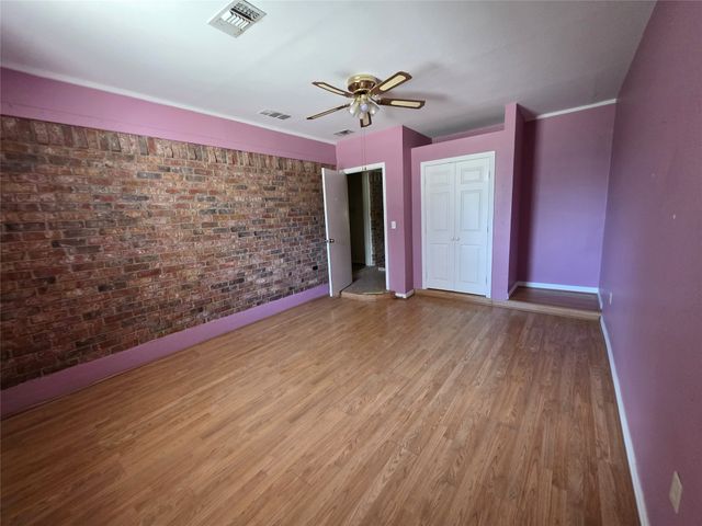 4221 Pine Wood Trail, Larue, TX 75770