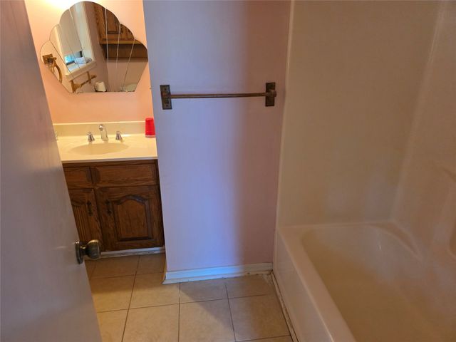 4221 Pine Wood Trail, Larue, TX 75770