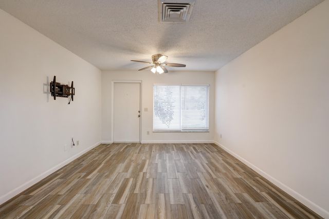 947 Fra-mar Place, Fort Pierce, FL 34982
