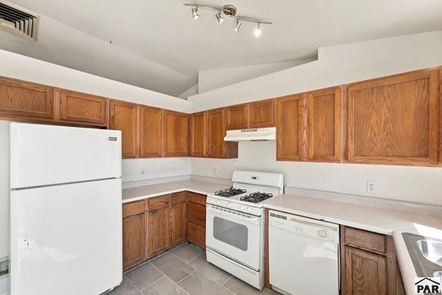 174 E Arvada Dr, Pueblo West, CO 81007