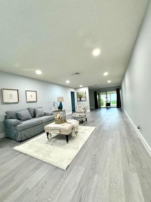 9740 Pecan Tree Drive A, Boynton Beach, FL 33436