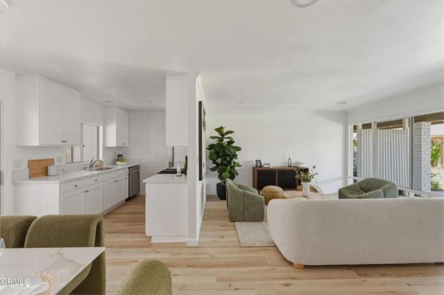 160 W Fiesta Green, Port Hueneme, CA 93041