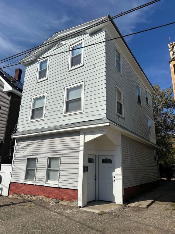 37 franklin Street, Somersworth, NH 03878