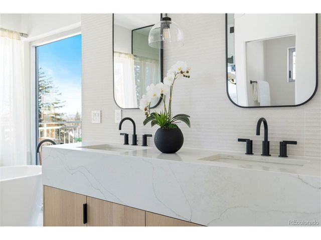 2206 Alpine Dr, Boulder, CO 80304