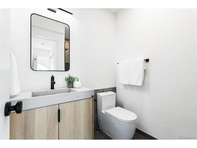 2206 Alpine Dr, Boulder, CO 80304