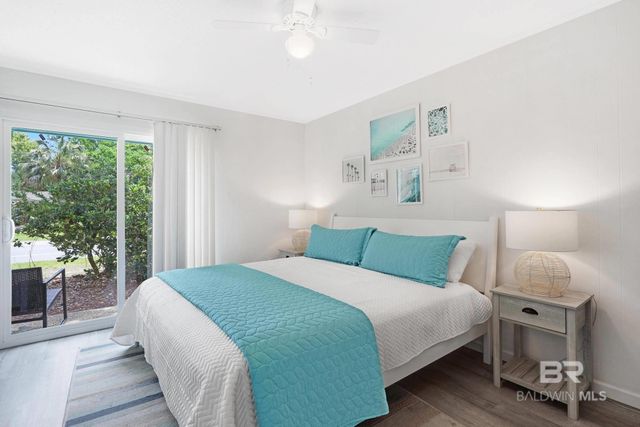 325 E 22nd Avenue 4, Gulf Shores, AL 36542