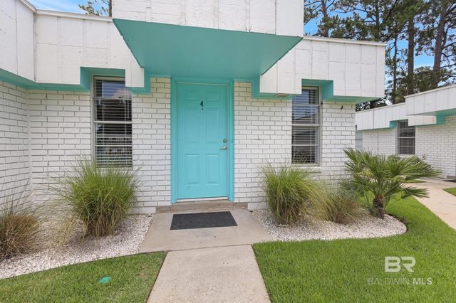 325 E 22nd Avenue 4, Gulf Shores, AL 36542