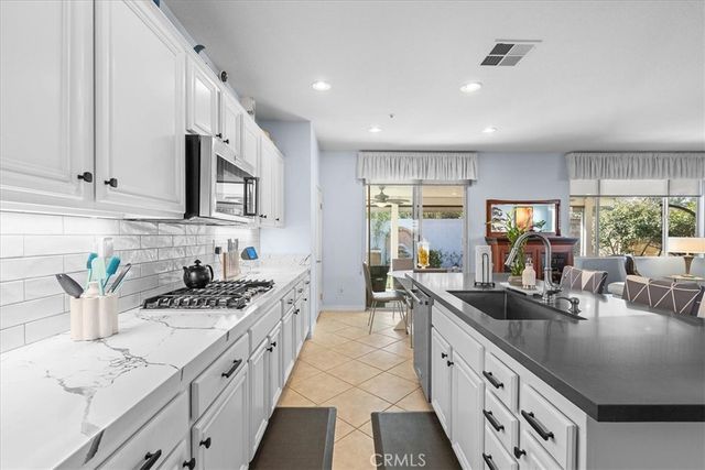 14767 Tennessee Court, Fontana, CA 92336