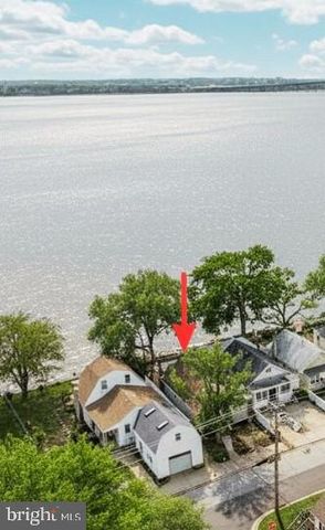 91 N RIVER DR, Pennsville, NJ 08070