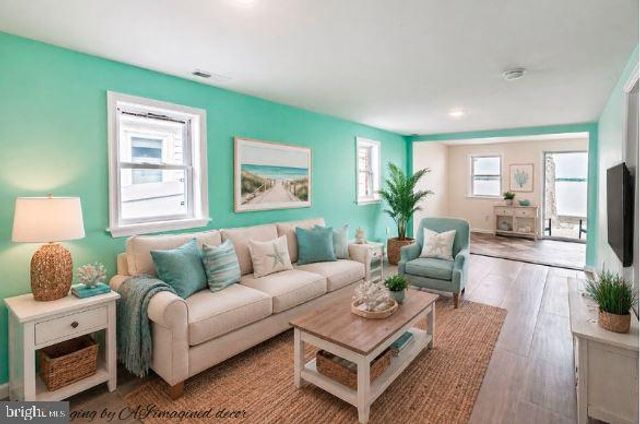 91 N RIVER DR, Pennsville, NJ 08070