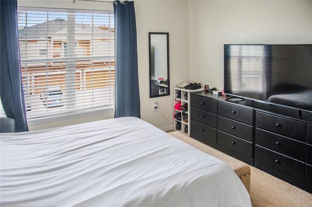 3924 PEMBERLY PINES CIRCLE, St Cloud, FL 34769