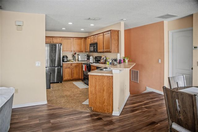 3924 PEMBERLY PINES CIRCLE, St Cloud, FL 34769