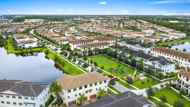 12639 Machiavelli Way, Palm Beach Gardens, FL 33418