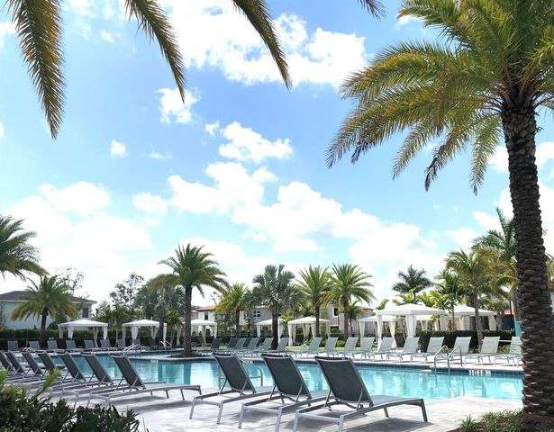 12639 Machiavelli Way, Palm Beach Gardens, FL 33418