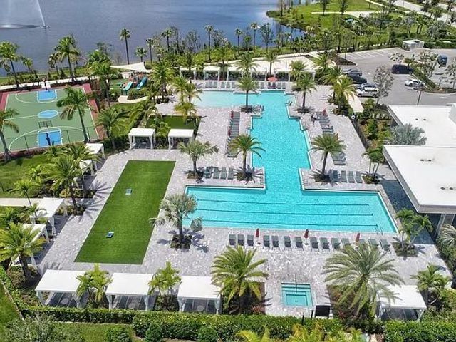 12639 Machiavelli Way, Palm Beach Gardens, FL 33418