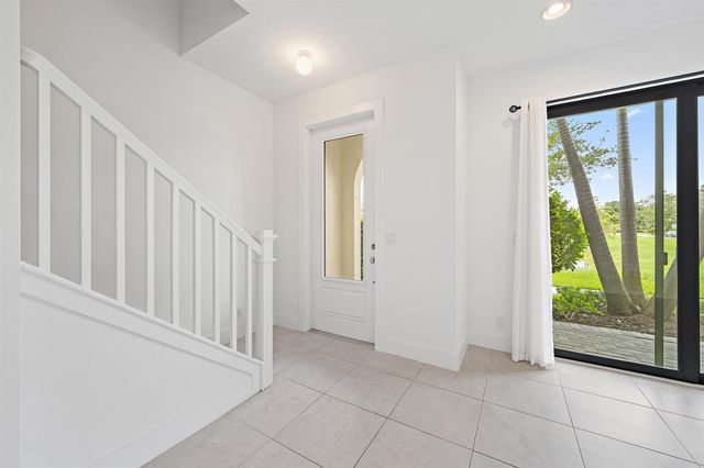 12639 Machiavelli Way, Palm Beach Gardens, FL 33418