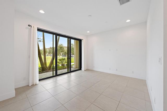 12639 Machiavelli Way, Palm Beach Gardens, FL 33418