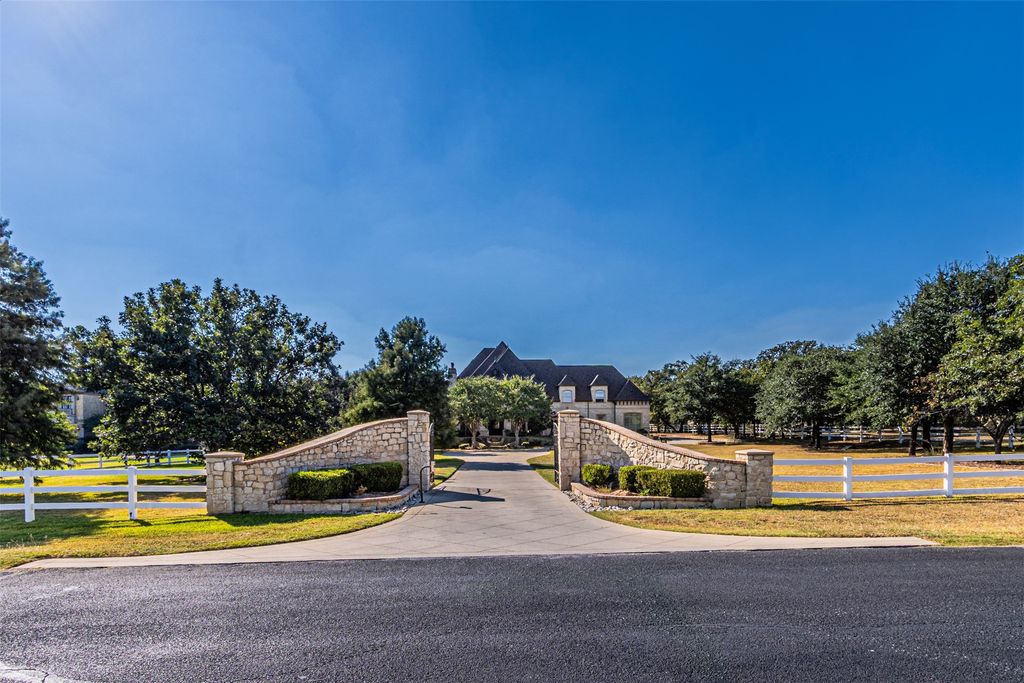 5312 Hidden Valley Court, Mansfield, TX 76063