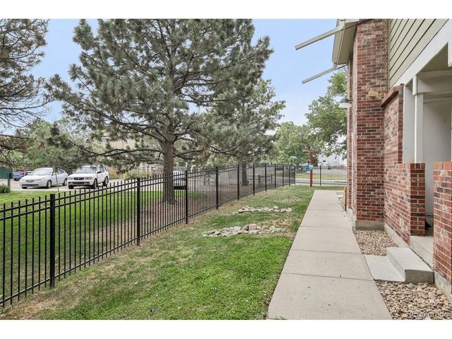 982 S Dearborn Way 18, Aurora, CO 80012