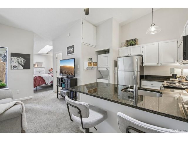 982 S Dearborn Way 18, Aurora, CO 80012