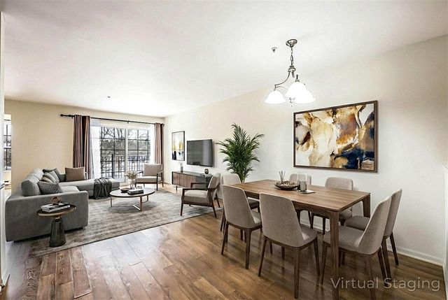 120 W Oakbrook Drive, Ann Arbor, MI 48103