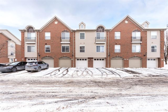 120 W Oakbrook Drive, Ann Arbor, MI 48103