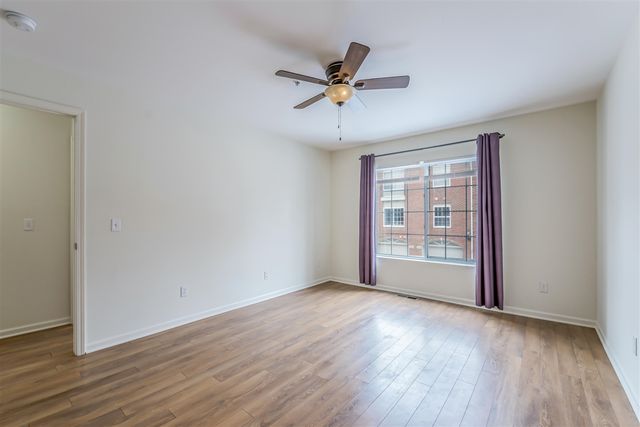 120 W Oakbrook Drive, Ann Arbor, MI 48103