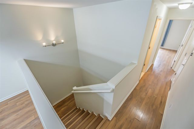 120 W Oakbrook Drive, Ann Arbor, MI 48103