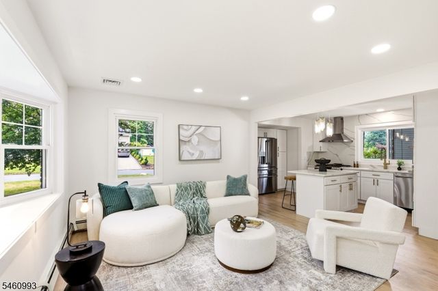 106 Virginia St, Westfield Town, NJ 07090