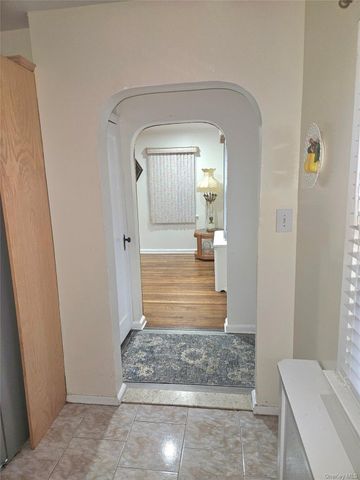 22742 113th Drive, Queens Village, NY 11429