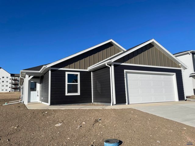 452 HENRY POTTER RD, Box Elder, SD 57719