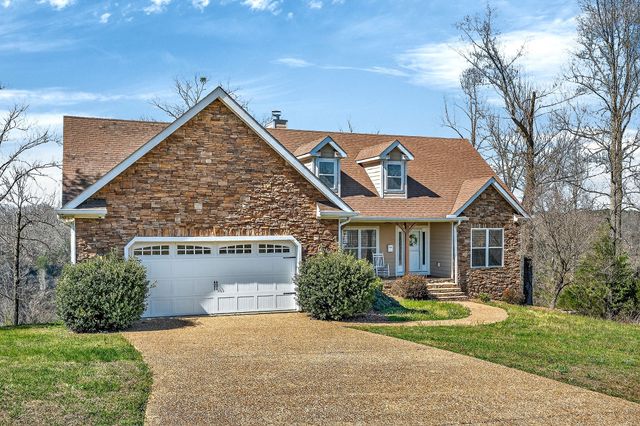 1175 W Hutchins Bend Rd, Sparta, TN 38583