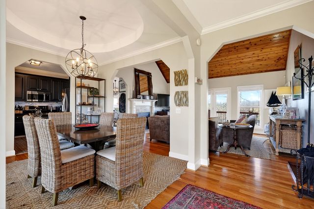 1175 W Hutchins Bend Rd, Sparta, TN 38583