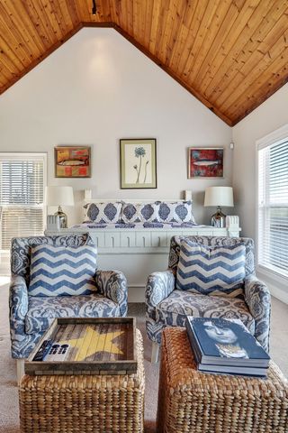 1175 W Hutchins Bend Rd, Sparta, TN 38583