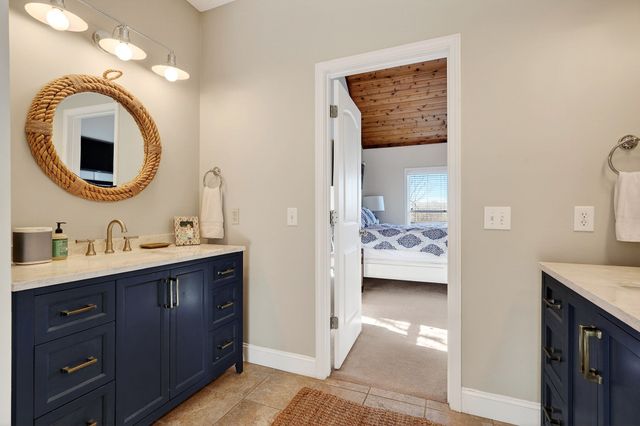 1175 W Hutchins Bend Rd, Sparta, TN 38583