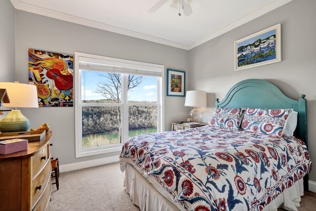 1175 W Hutchins Bend Rd, Sparta, TN 38583