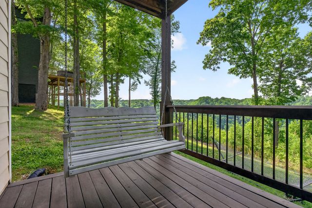 1175 W Hutchins Bend Rd, Sparta, TN 38583