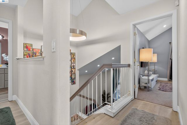 903 Appian Knoll Ct, El Sobrante, CA 94803