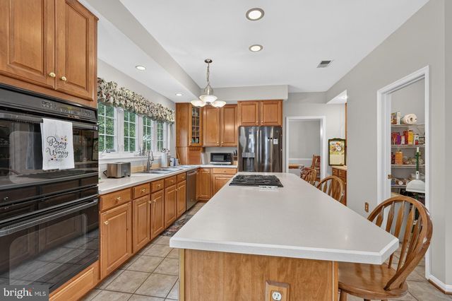 11501 SENECA FOREST CIR, Germantown, MD 20876