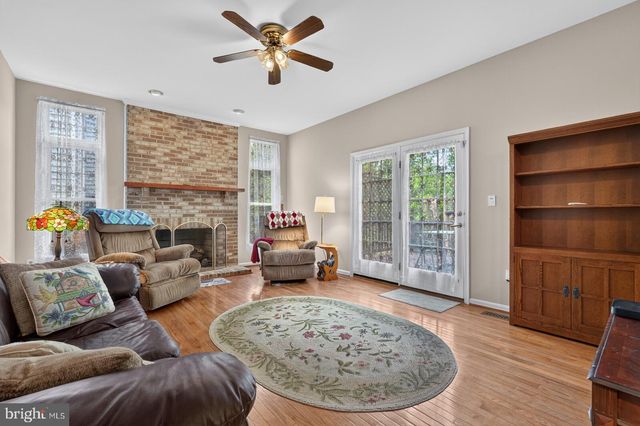 11501 SENECA FOREST CIR, Germantown, MD 20876
