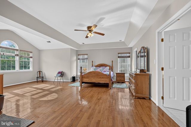 11501 SENECA FOREST CIR, Germantown, MD 20876