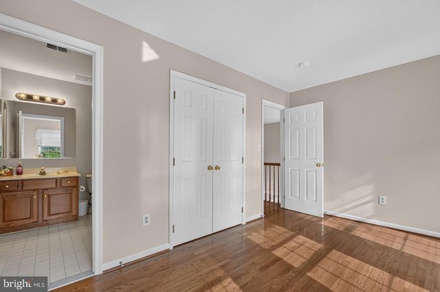 11501 SENECA FOREST CIR, Germantown, MD 20876