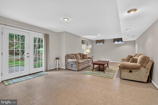 11501 SENECA FOREST CIR, Germantown, MD 20876