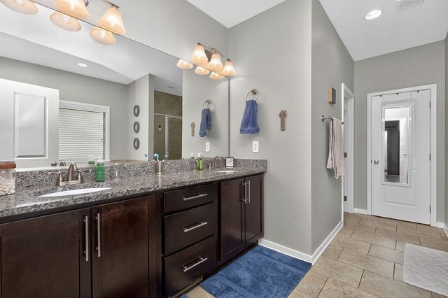 365 NE Fox Run Trail, Waukee, IA 50263