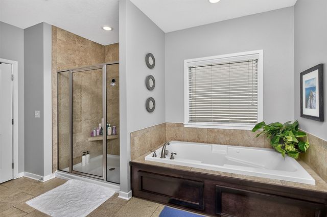 365 NE Fox Run Trail, Waukee, IA 50263