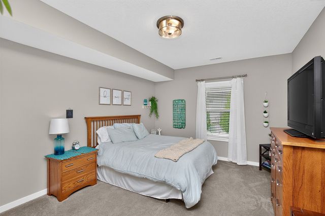 365 NE Fox Run Trail, Waukee, IA 50263