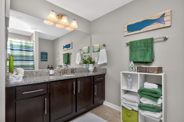 365 NE Fox Run Trail, Waukee, IA 50263