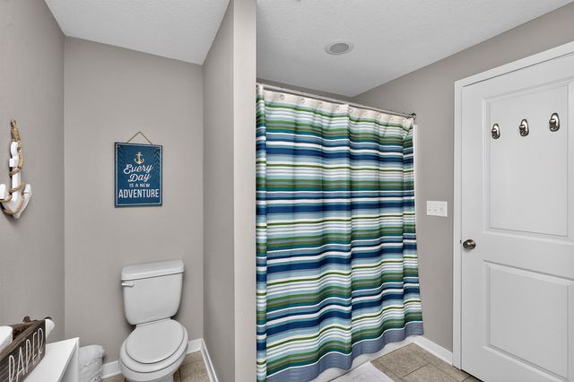365 NE Fox Run Trail, Waukee, IA 50263