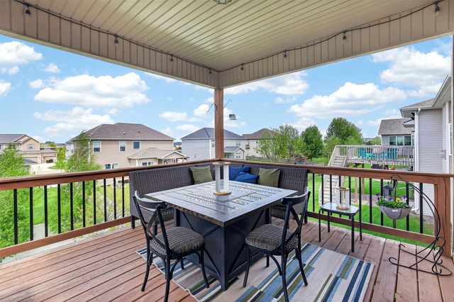 365 NE Fox Run Trail, Waukee, IA 50263