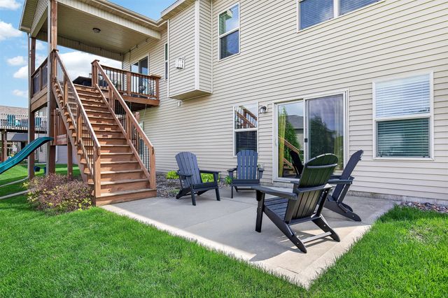 365 NE Fox Run Trail, Waukee, IA 50263